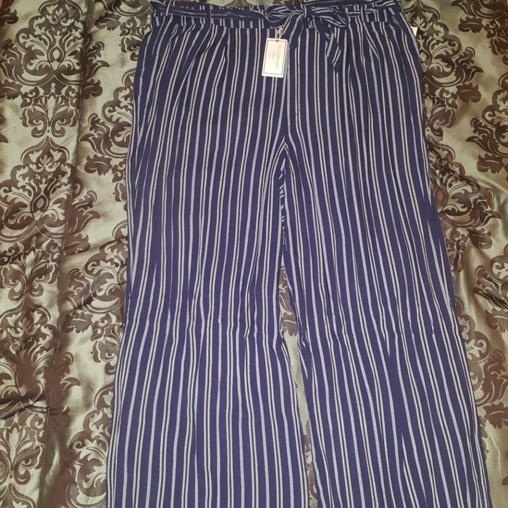 NWT Belted Wide Leg Striped Pants